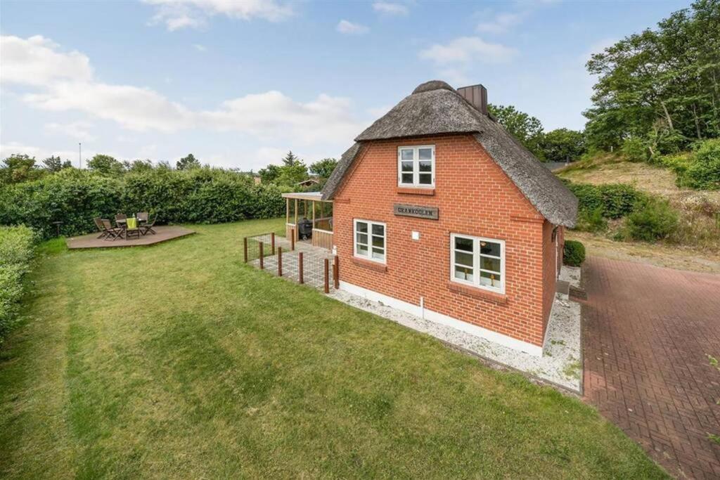 Thatched Holiday Home In Struer, Jutland With A View Exterior foto